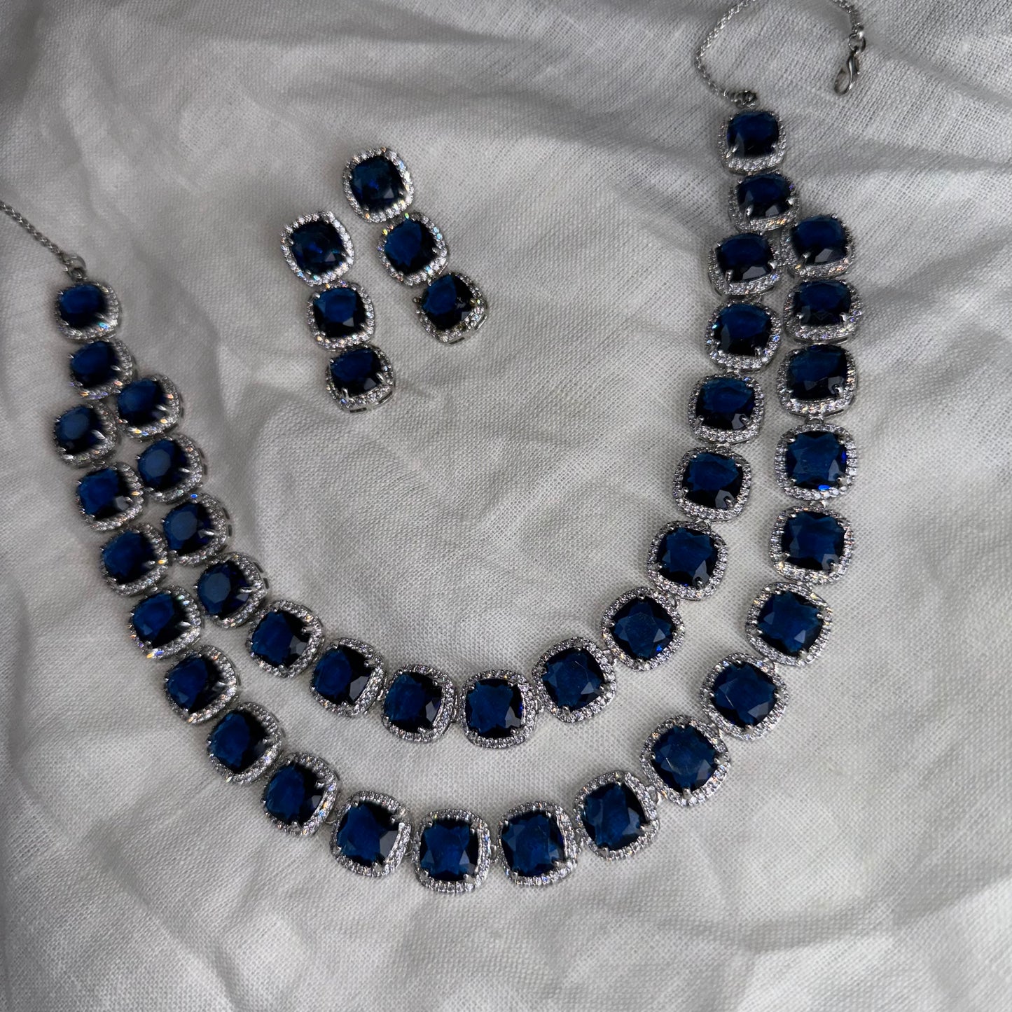 BLUE STONE NECKLACE SET